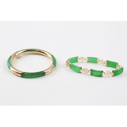 5 - 14ct Gold Dyed Jade Oriental Bangle & Panel Bracelet Set (31.6g)