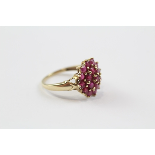 75 - 9ct Gold Synthetic Ruby Floral Cluster Ring (2.4g) Size  K