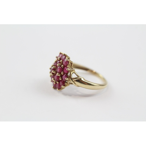 75 - 9ct Gold Synthetic Ruby Floral Cluster Ring (2.4g) Size  K