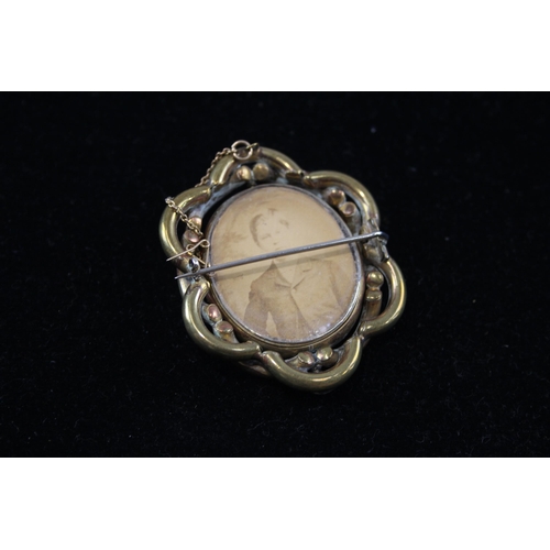 152 - Two Victorian Shell Cameo Brooches, One Mounted In Jet