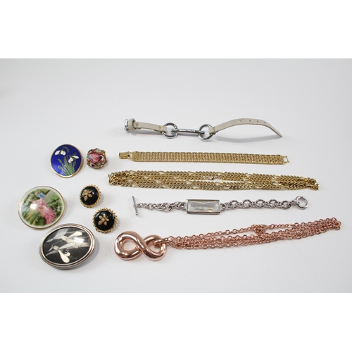 167 - 10 Assorted Branded Jewellery Pieces Including Swarovski And Fish Enamel