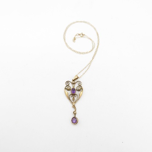 7 - 9ct Gold Amethyst And Pearl Set Pendant Necklace (2.6g)