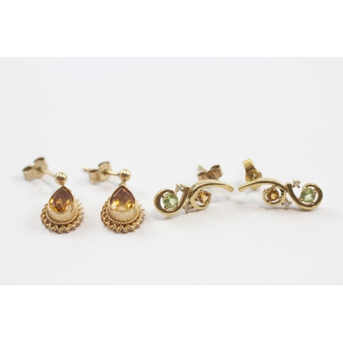 10 - 2 X 9ct Gold Paired Gemstone Set Earrings Inc. Peridot, Citrine & Diamond (2.9g)