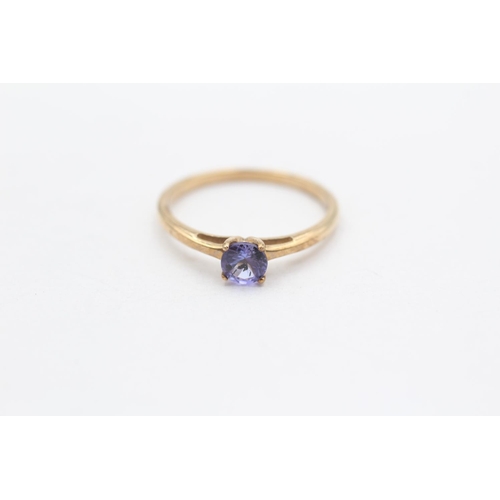 103 - 9ct Gold Tanzanite Set Solitaire Ring (1.5g) Size  O