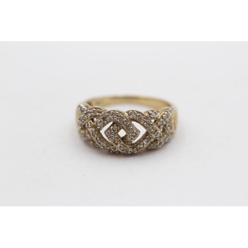 113 - 9ct Gold Vintage Diamond Set Woven Plat Band Ring (3.5g) Size  Q 1/2