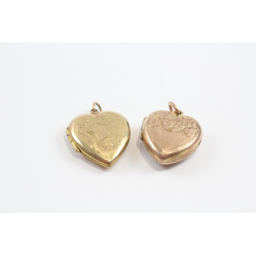 121 - 9ct Back & Front Gold Vintage Foliate Etched Heart Lockets (7.3g)