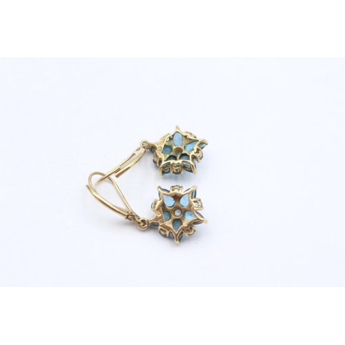 125 - 9ct Gold Vintage Blue Topaz Floral Cluster Drop Earrings (2.4g)