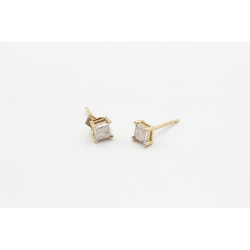 129 - 9ct Gold Illusion Set Princess Cut Diamond Stud Earrings (0.6g)