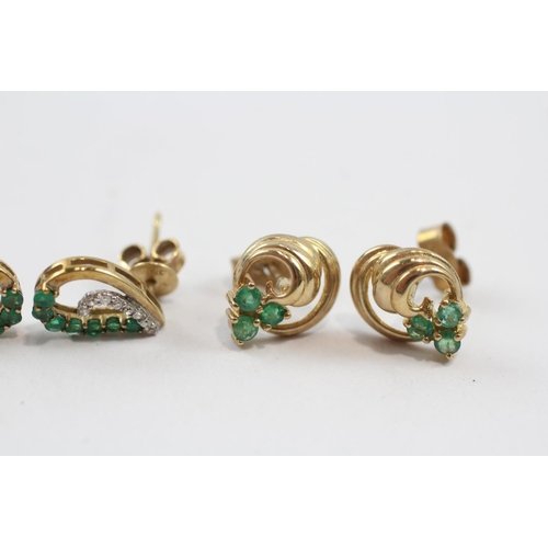 13 - 2 X 9ct Gold Paired Emerald Earrings Inc. Diamond (3.2g)