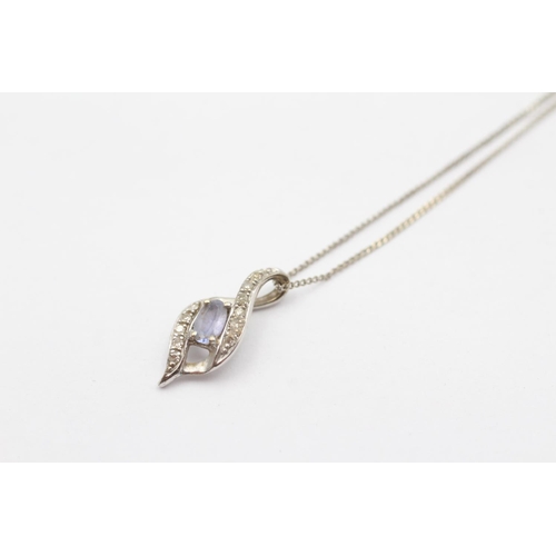 29 - 9ct White Gold Vintage Diamond And Tanzanite Pendant Necklace (1.5g)