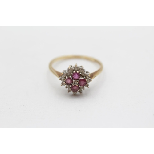 40 - 9ct Gold Vintage Ruby And White Gemstone Set Cluster Ring (1.8g) Size  O