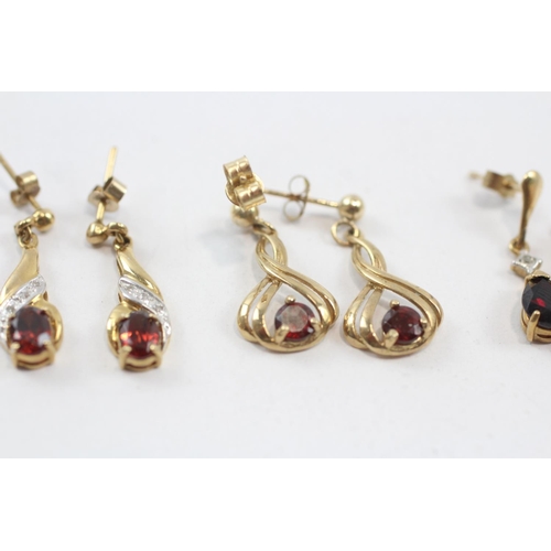 45 - 3 X 9ct Gold Paired Garnet Drop Earrings Inc. Diamond (4.3g)