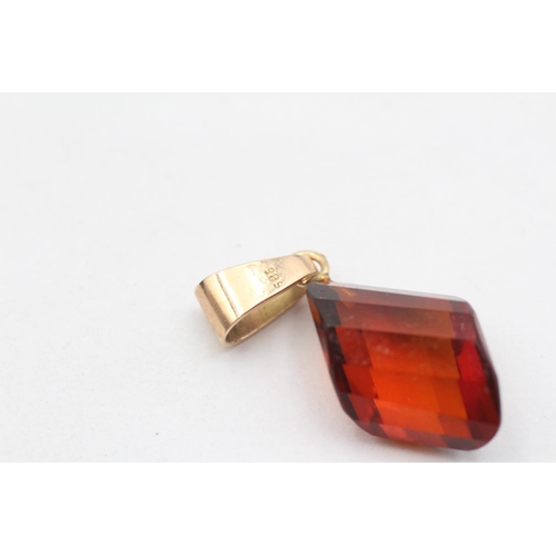 5 - 14ct Gold Vintage Faceted Amber Pendant (2.4g)