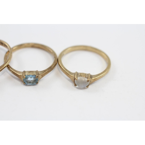 62 - 3 X 9ct Gold Vintage Gemstone Solitaire Rings Inc. Moonstone, Sapphire & Topaz (5g)