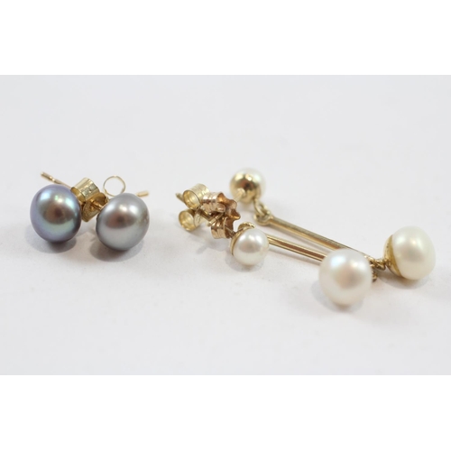 90 - 2 X 9ct Gold Paired Pearl Earrings Inc. Stud & Drop (1.9g)