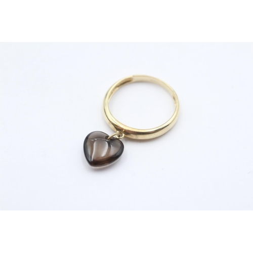 93 - 9ct Gold Heart Shaped Smokey Quartz Charm Set Ring (2g) Size  N