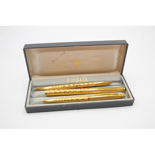 327 - Vintage PARKER 95 Gold Plated Fountain Pen w/ Gold Plate Nib, Ballpoint, Pencil