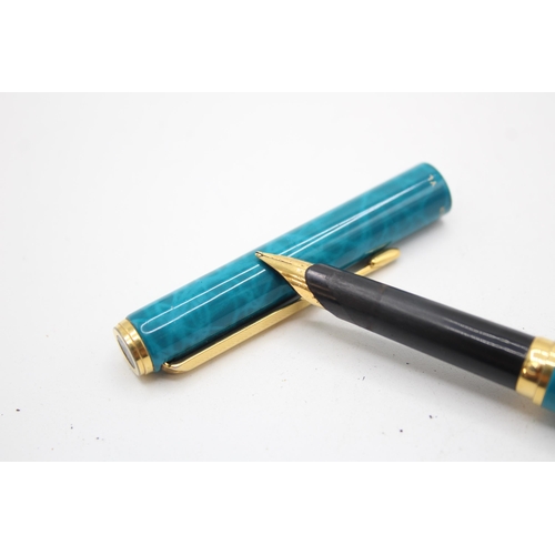 329 - Vintage PARKER 95 Turquoise Lacquer Fountain Pen w/ Gold Plate Nib WRITING