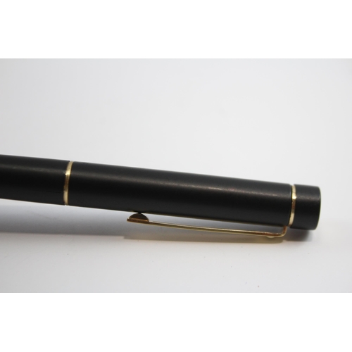 336 - Vintage SHEAFFER Targa Matte Black Fountain Pen w/ 14ct Gold Nib WRITING