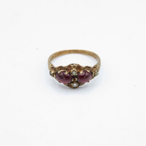 131 - 9ct Gold Vintage Garnet And Seed Pearl Set Dress Ring (2g) Size  L