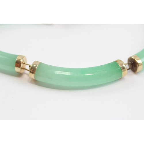 34 - 14ct Gold Oriental Jade Link Bracelet (21g)