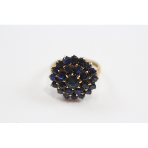 35 - 9ct Gold Sapphire Cluster Cocktail Ring (4.1g) Size  L�