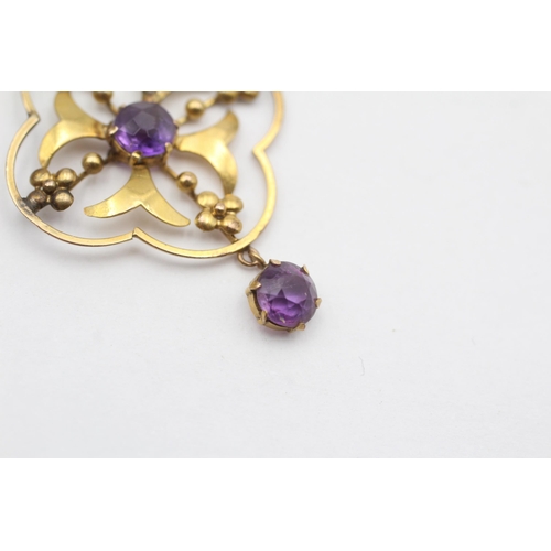 7 - 9ct Gold Antique Amethyst Floral Lavalier Pendant (1.7g)