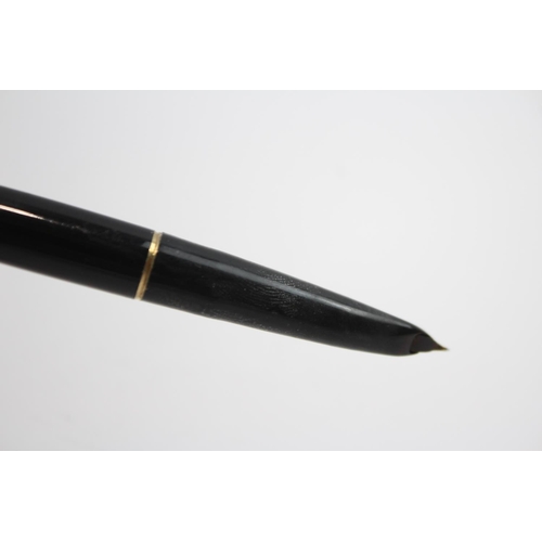 346 - Vintage PARKER 61  Black Fountain Pen w/ 14ct Gold Tipped Nib WRITING