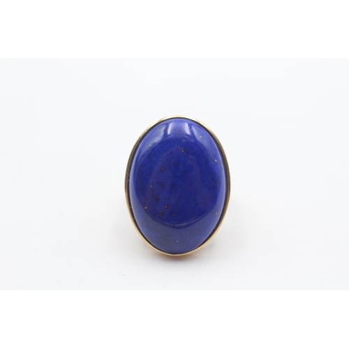 103 - 9ct Gold Minimalist Cabochon Lapis Lazuli Set Cocktail Ring (7.2g) Size  K