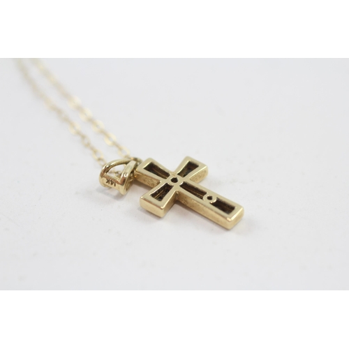 20 - 9ct Gold Sapphire Set Cross Pendant Necklace (1.7g)