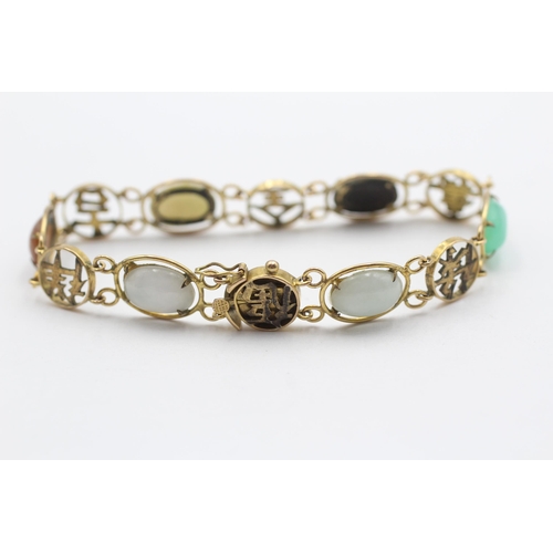 35 - 14ct Gold Jade, Onyx & Chrysoprase Oriental Panel Bracelet (9.3g)