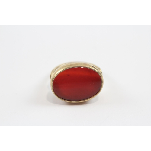 65 - 9ct Gold Carnelian Set Signet Ring (5.1g) Size  P 1/2