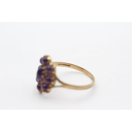 8 - 9ct Gold Vintage Amethyst Cabochon Cluster Ring (2g) Size  O