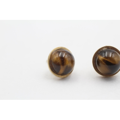 83 - 9ct Gold Vintage Tigers Eye Cabochon Set Stud Earrings (3.8g)