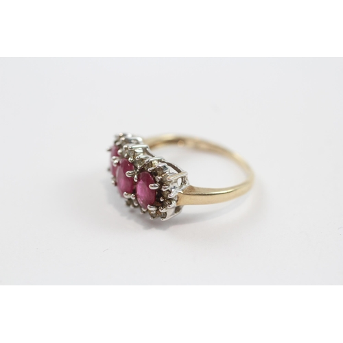 9 - 9ct Gold Synthetic Ruby & Diamond Three Stone Halo Ring (3.2g) Size  M