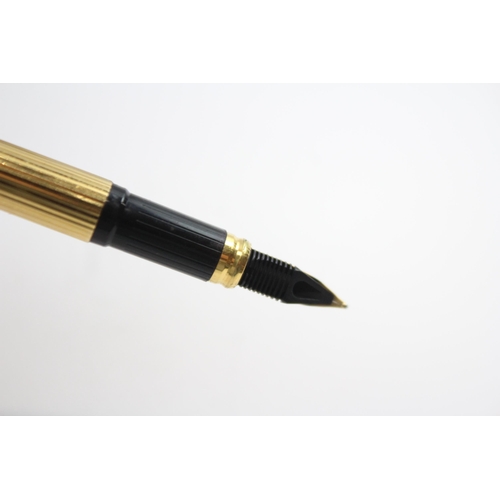 311 - Vintage S.T DUPONT Gold Plated Fountain Pen w/ 18ct Gold Nib WRITING Boxed (29g)