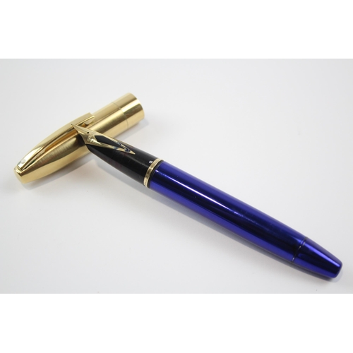 314 - Sheaffer Legacy 1 - Model 837- Blue Laquer/Gold Plate w/ 18ct Gold Nib, Gold Plate Cap WRITING