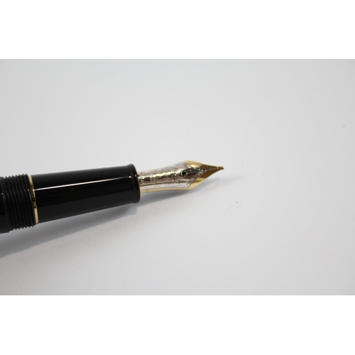 317 - MONTBLANC Meisterstuck Black FOUNTAIN PEN w/ 14ct White Gold Nib WRITING