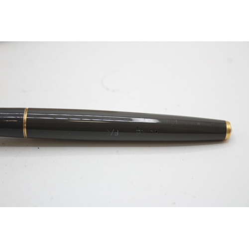 331 - Vintage PARKER 61 Grey Fountain Pen w/ 14ct Gold Tipped Nib, Box WRITING