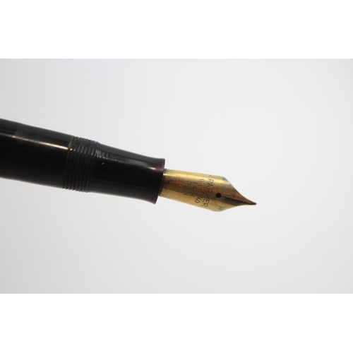 340 - Vintage PARKER Duofold Black FOUNTAIN PEN w/ 14ct Gold Nib WRITING