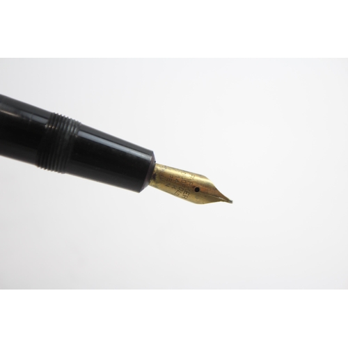 342 - Vintage PARKER Duofold Black FOUNTAIN PEN w/ 14ct Gold Nib WRITING