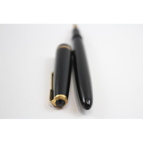 343 - Vintage PARKER Duofold Black FOUNTAIN PEN w/ 14ct Gold Nib WRITING