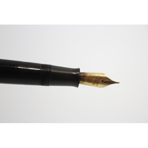 344 - Vintage PARKER Duofold Black FOUNTAIN PEN w/ 14ct Gold Nib WRITING