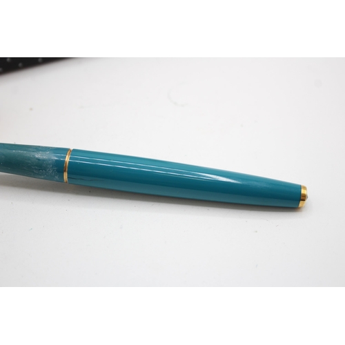 347 - Vintage PARKER 61 Teal FOUNTAIN PEN w/ 14ct Gold Nib, Rolled Gold Cap WRITING