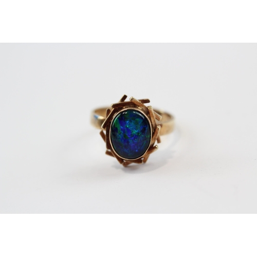 133 - 9ct Gold Black Opal Triplet Single Stone Ring (3.2g) Size  M