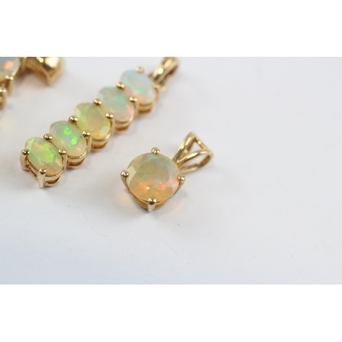 147 - 3 X 9ct Gold Opal Pendants (4.7g)