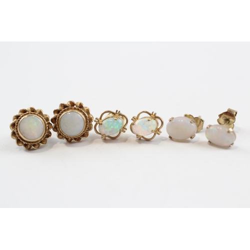 148 - 3 X 9ct Gold Opal Stud Earrings (3.2g)