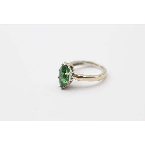 156 - 18ct White Gold Green Garnet Single Stone Ring (4.2g) Size  J