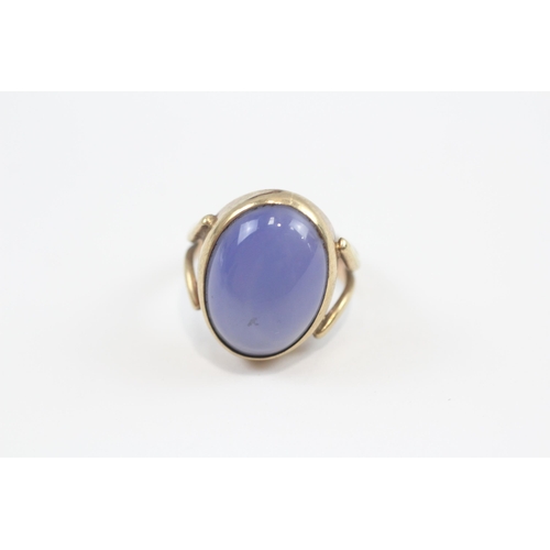 30 - 9ct Gold Vintage Blue Chalcedony Cocktail Ring (6.4g) Size  H