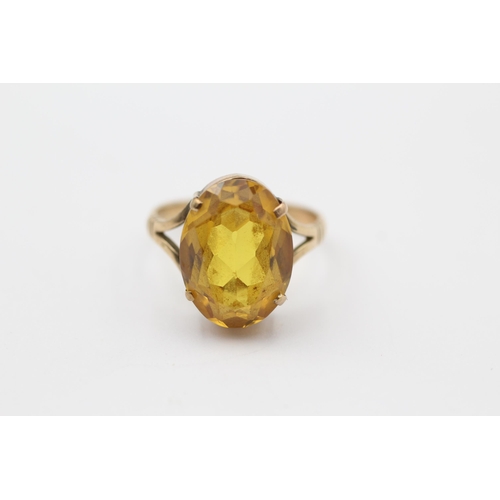 81 - 9ct Gold Synthetic Yellow Sapphire Single Stone Ring (5g) Size  O